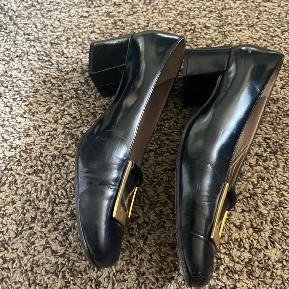 Ann klein classy heels with golden buckle. Made in Italy - Picture 7 of 8